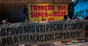 Invasão do MTST no Itaú