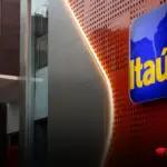 Itaú (ITUB4)