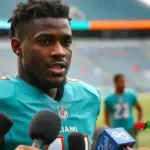 Tyreek Hill fala sobre denúncia e se concentra nos Dolphins após derrota por 33-8